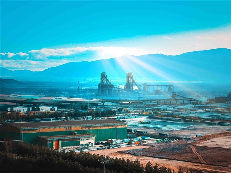 فولاد مباركه در جمع خوش‌حساب‌ترین واحدهای مالیاتی كشور